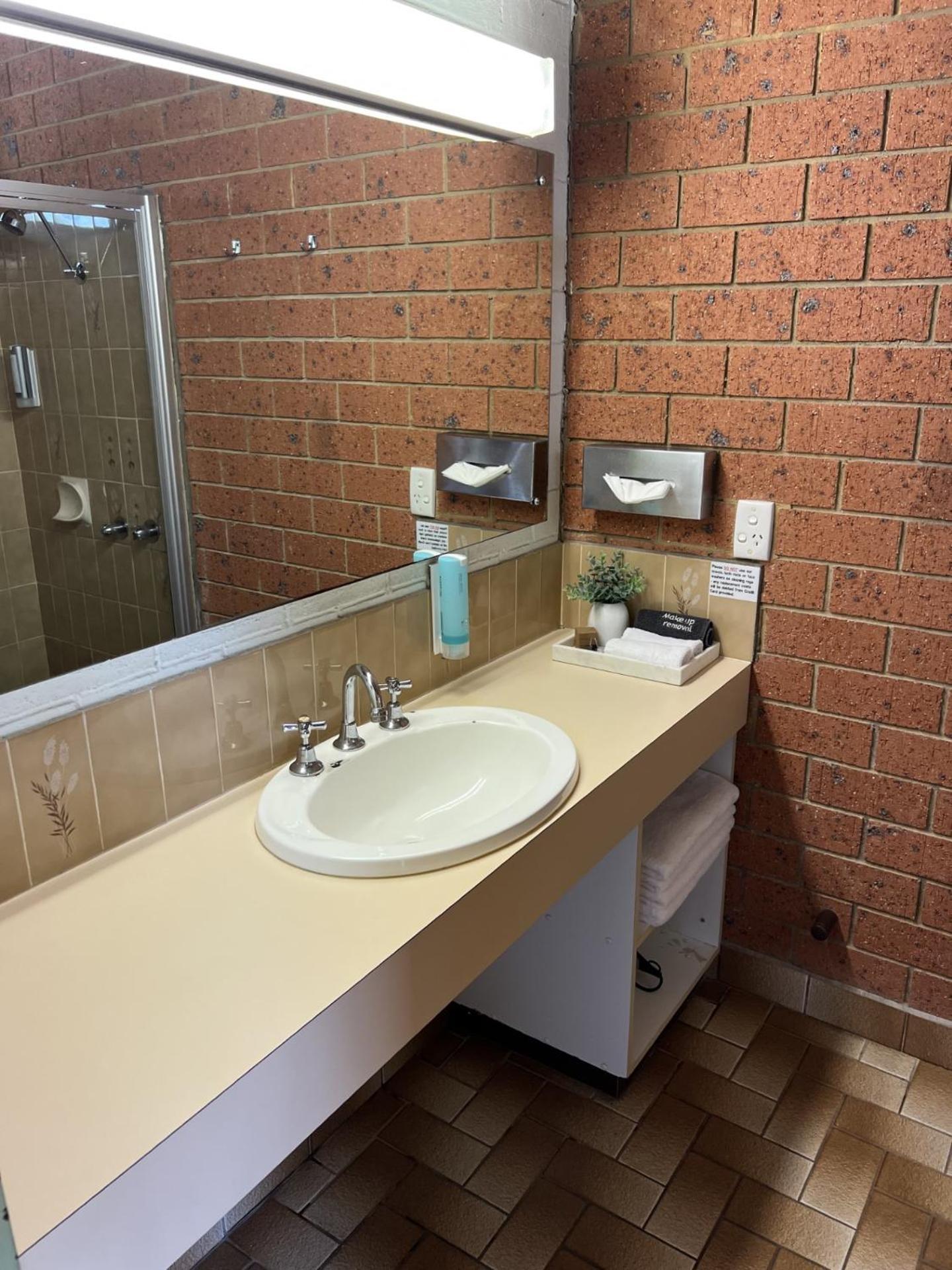 Alexandra Motor Inn Kültér fotó